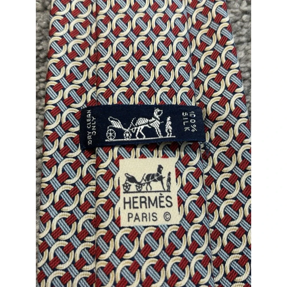Hermes‎ Silk Tie Red Blue Geometric Pattern 7760